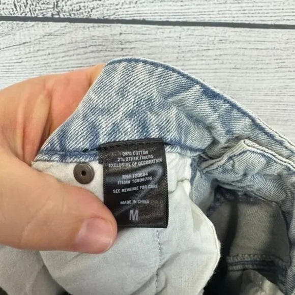 Hot Topic Women's Indigo Denim Side Chain Cargo Joggers - Picture 10 of 10